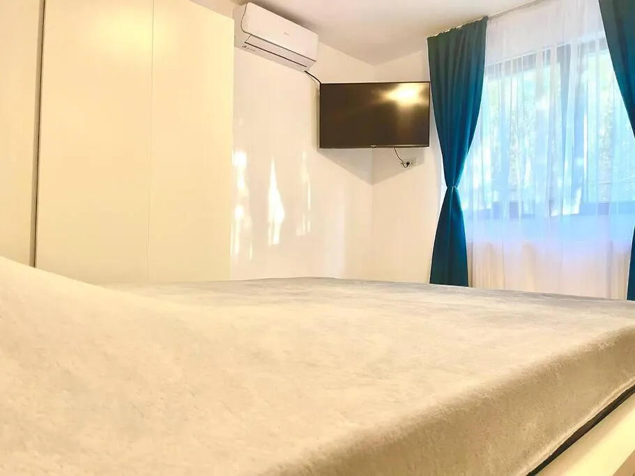 Sky Residence Airport Otopeni 12 Apartment